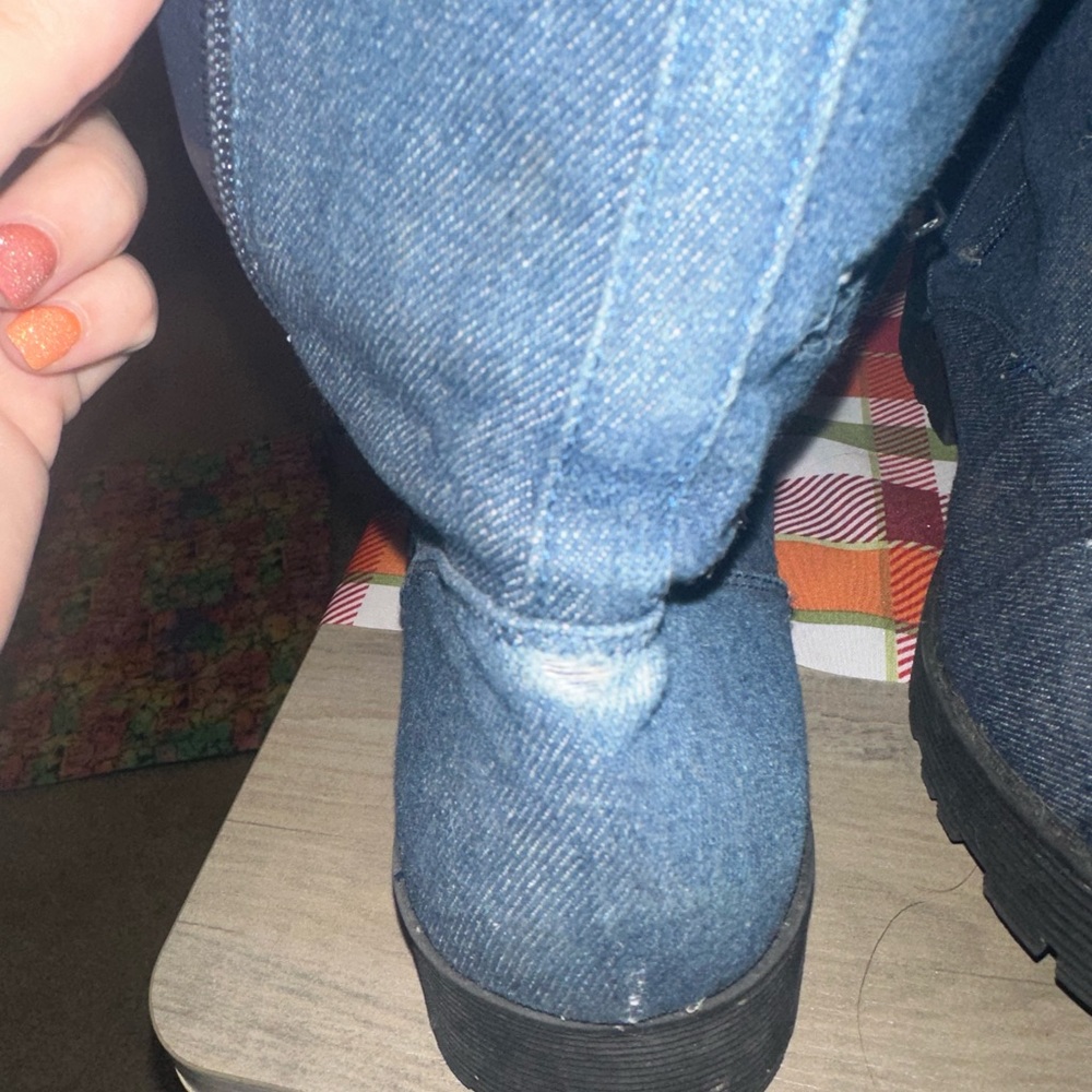 Women’s blue jeans color boots size 8 - Picture 5 of 7
